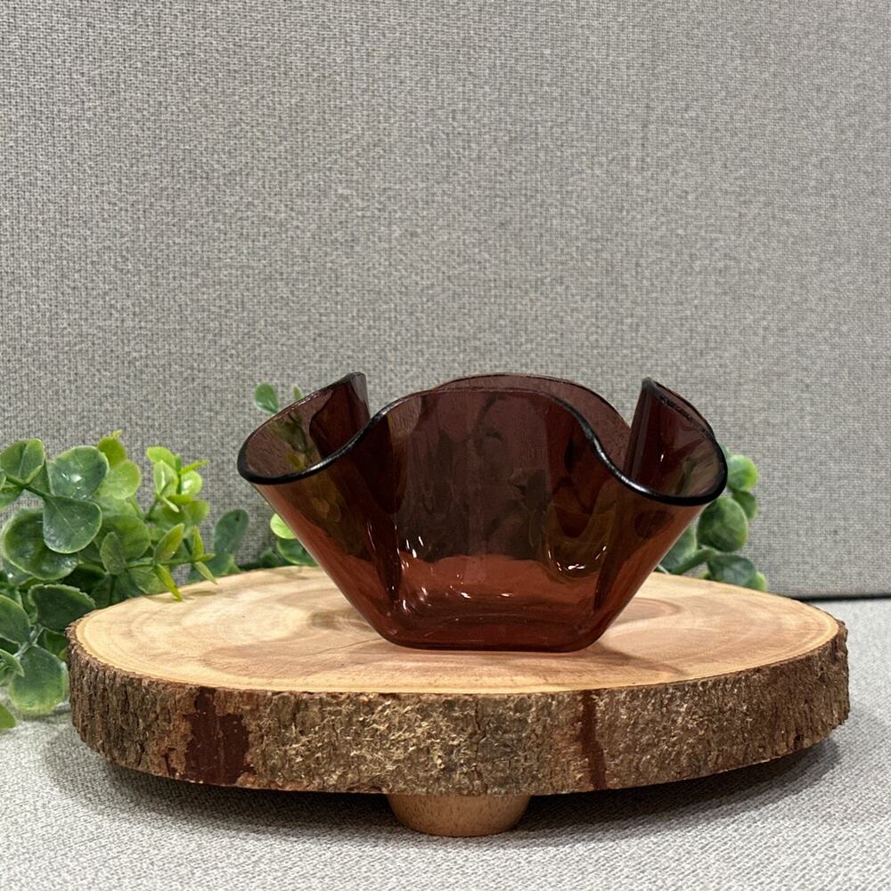 VTG Purple Amethyst‎ Handblown Art Glass Ruffle Edge Freeform Dish Bowl 6”